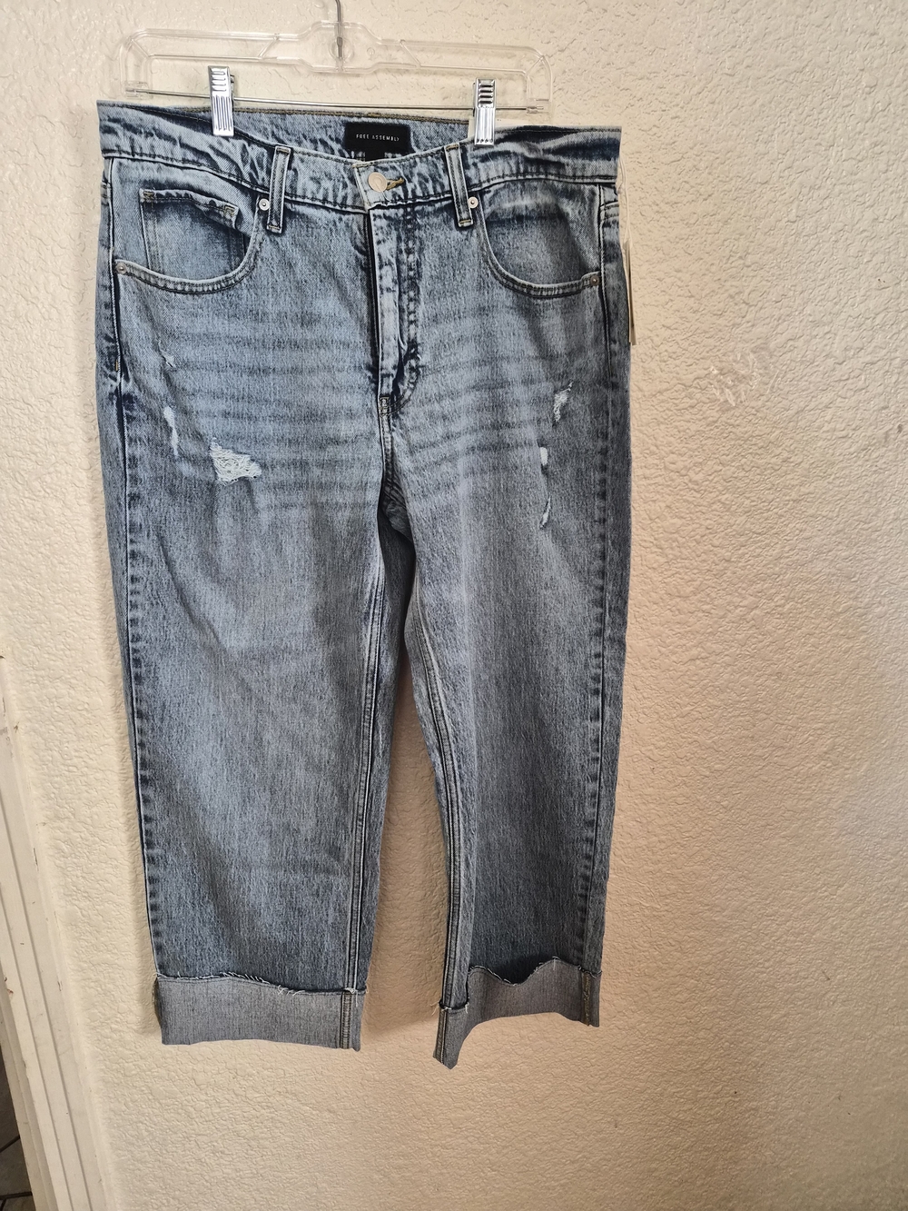 Light Blue Distressed Cropped Jeans